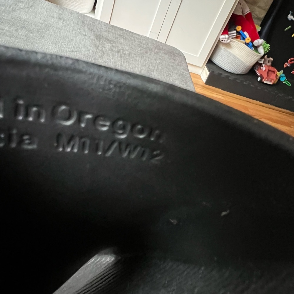 Nike Calm Black Slide Sandals - M 11/W 12 - Picture 4 of 5